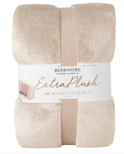 Berkshire Blanket & Home Co. Extra Plush |King | 284 cm x 234 cm |112 in. x 92 in. | Beige