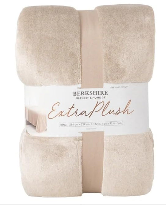 Berkshire Blanket & Home Co. Extra Plush |King | 284 cm x 234 cm |112 in. x 92 in. | Beige