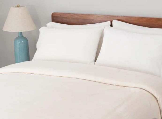 Berkshire Blanket & Home Co. Extra Plush | 284 cm x 234 cm |112 in. x 92 in. | White