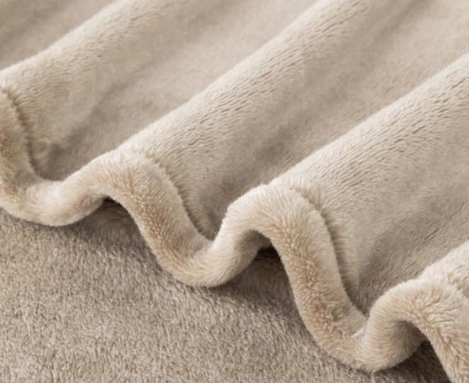 Berkshire Blanket & Home Co. Extra Plush |King | 284 cm x 234 cm |112 in. x 92 in. | Beige