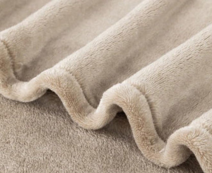 Berkshire Blanket & Home Co. Extra Plush |King | 284 cm x 234 cm |112 in. x 92 in. | Beige