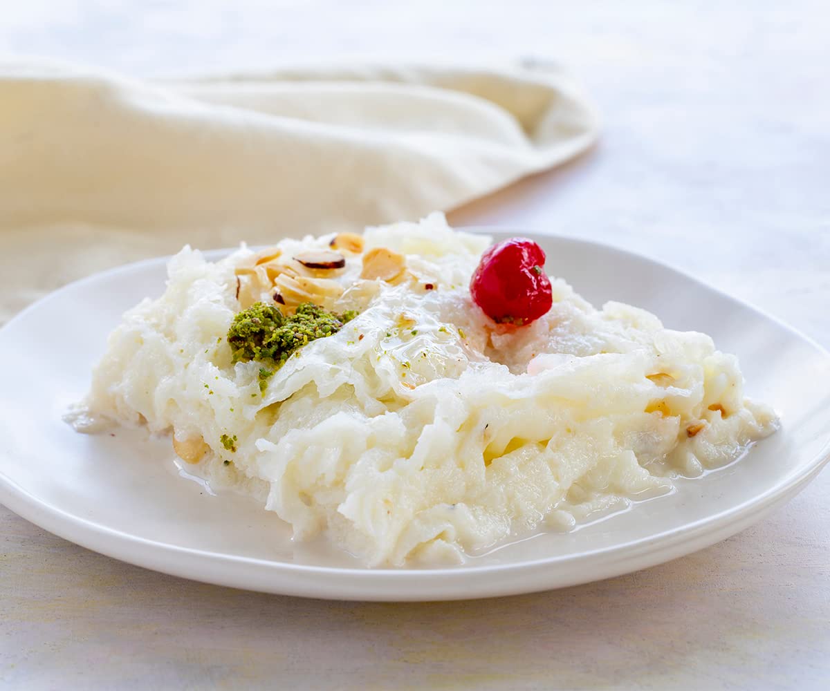 Kral Gullac for Gullac Dessert and Borek, Turkish Thin Yufka, Main Ingredient for Delicious Ramadan Dessert, 0.66lb (300g) (Regular - 300g, 2 Pack)