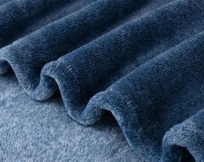 Berkshire Blanket & Home Co. Extra Plush |King | 284 cm x 234 cm |112 in. x 92 in. | Blue